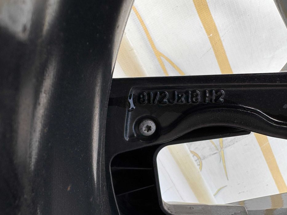 Janta aliaj 18'' 81/2J x 18 Bmw seria 4 I4 M pack cod 8747286