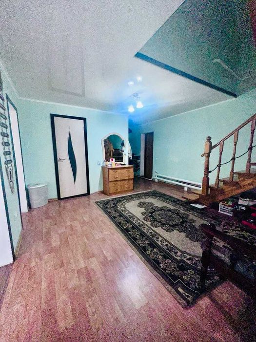 4 комнатный коттедж. п. Солнечный.