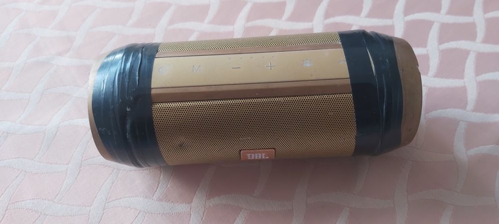 JBL продается колонка акустика