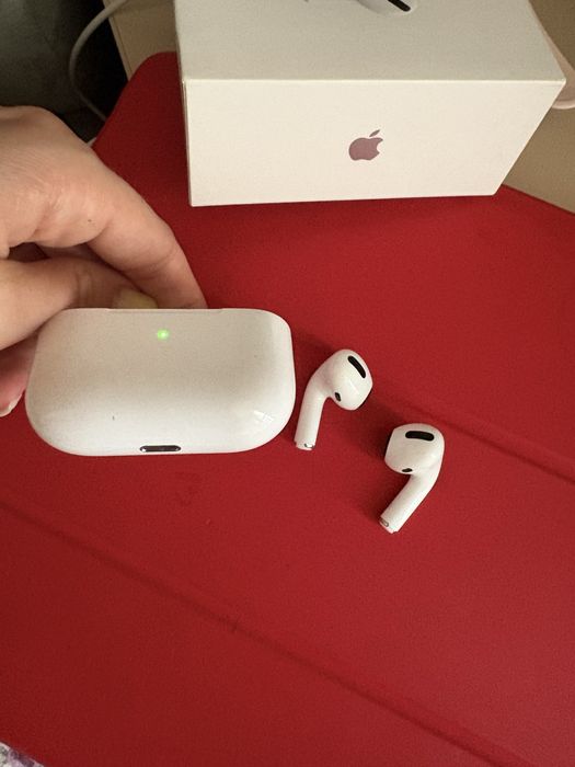Casti Apple AirPods