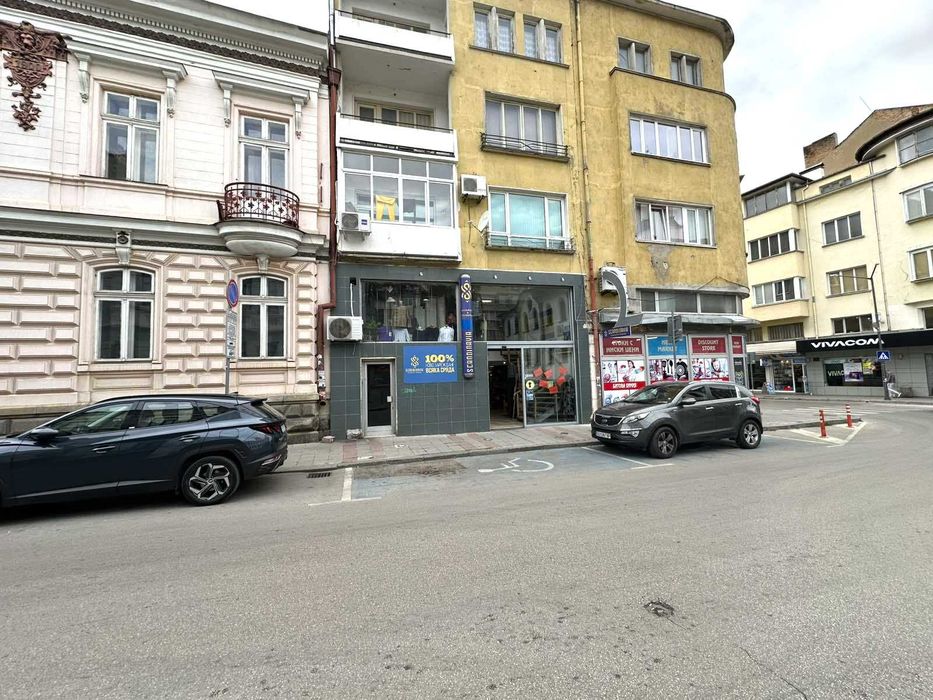 Продава се Магазин в Габрово, Център - 960 кв.м за 469 €/кв.м - Снимка #3