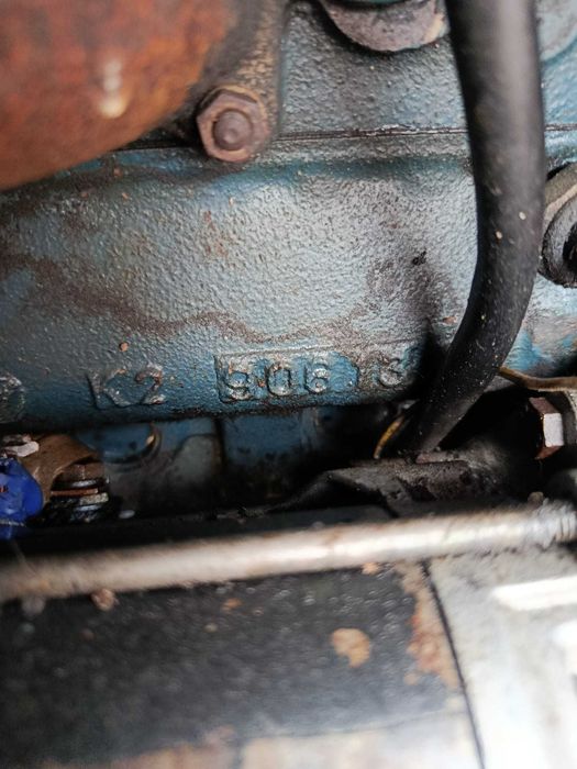 Vand sau dezmembrez tractor de gazon motor kubota