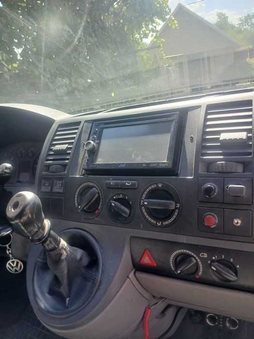 Vând Volkswagen T5 Târgu Neamt