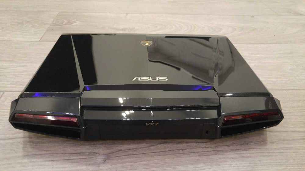 Laptop gaming de colectie Asus Lamborghini, intel core i7