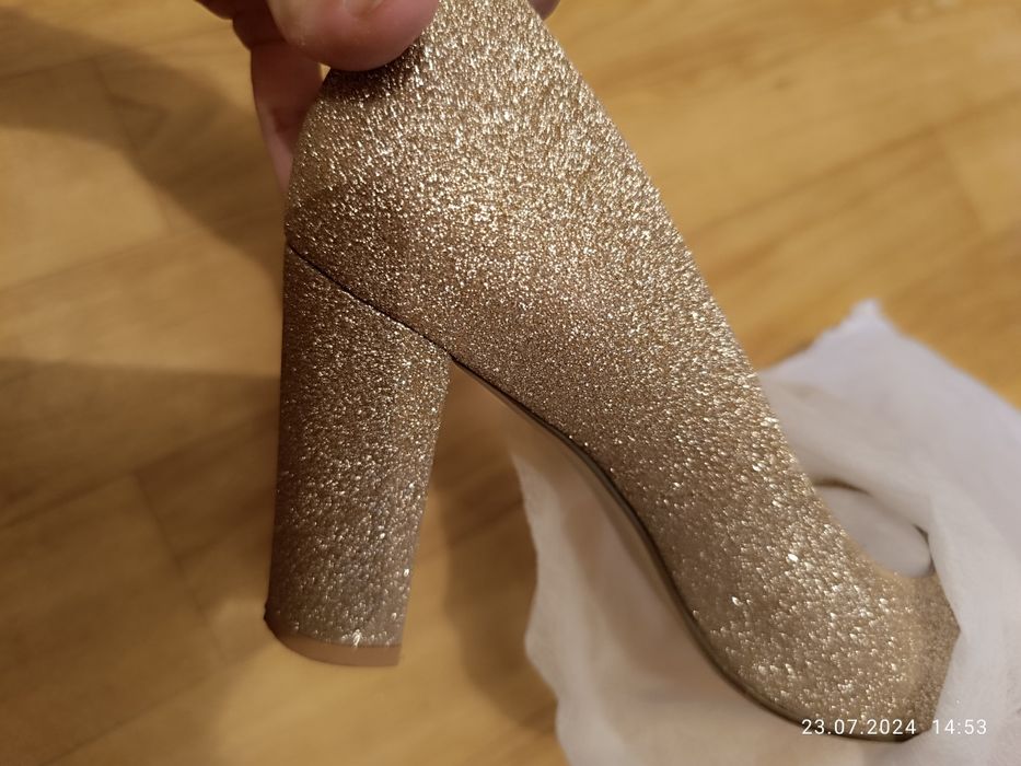 Туфли женские молодежные