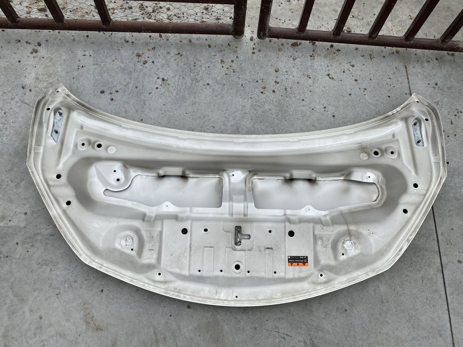 Capota fata motor Nissan Note 2 2013-2018