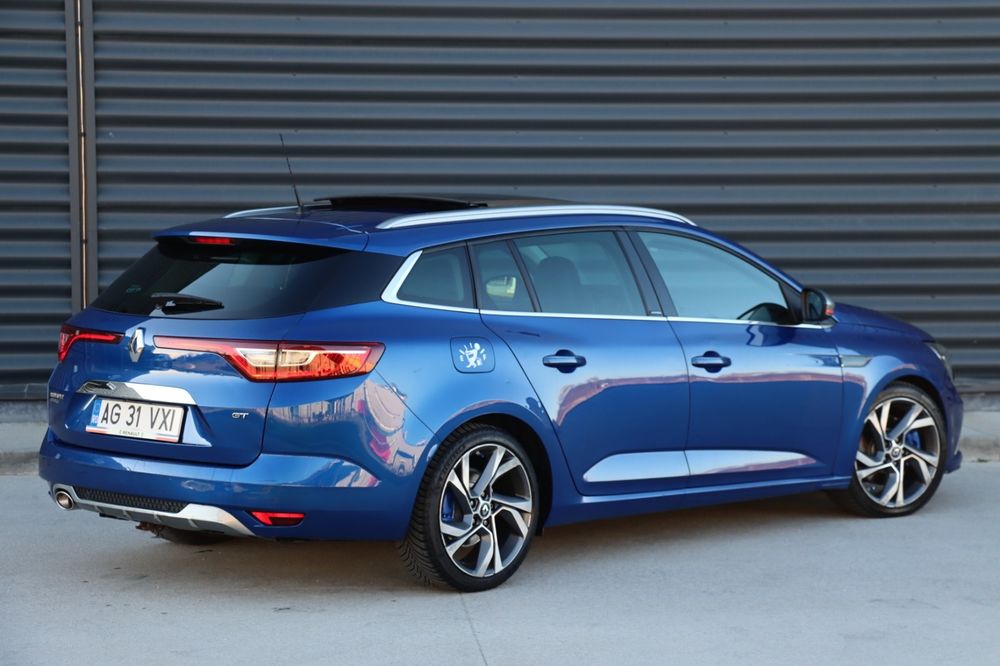 Renault Megane IV GT, Automată, Trapă, Rate Fixe