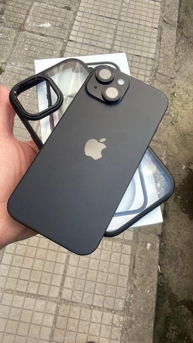 iPhone 15 128  много запазен