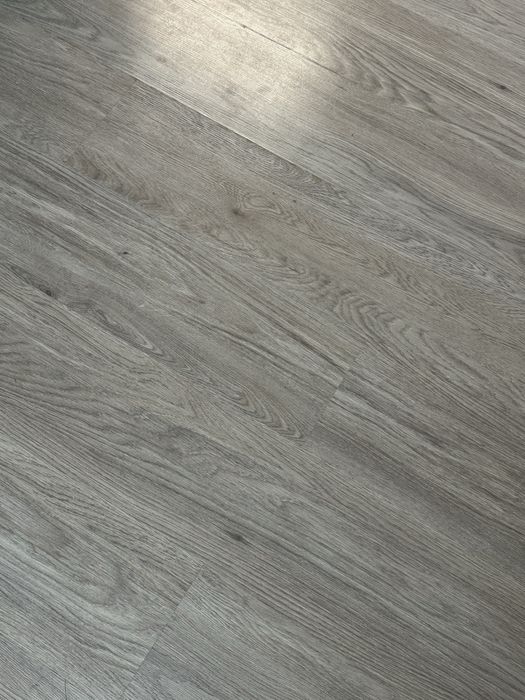 Продам б/у ламинат