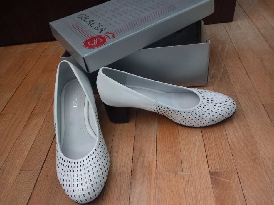 Обувки от естествена кожа