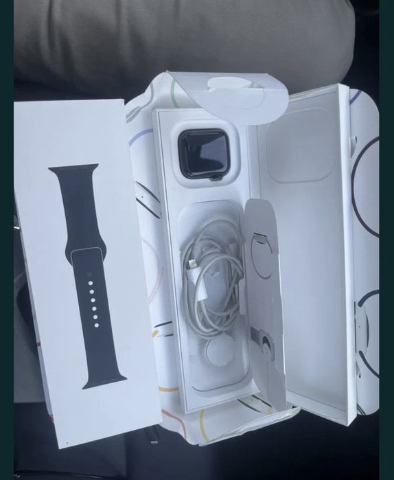 apple watch SE (gen 2) 40 mm