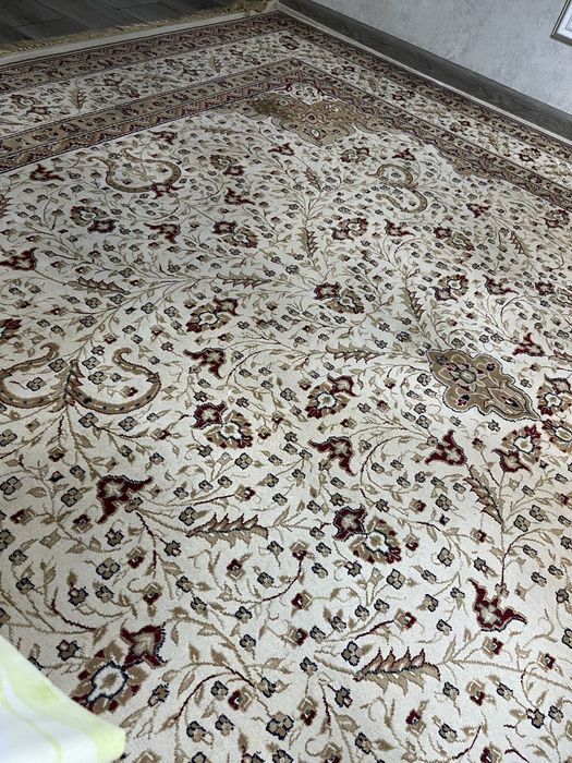 Ковер шерсть в отличном качестве