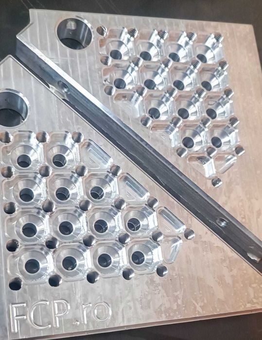 prelucrari CNC / debitare laser metal/ frezare lemn /proiectare 2D 3D