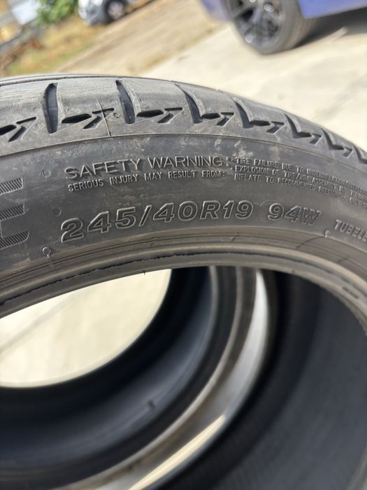 245/40-19 Bridgestone dot 0424