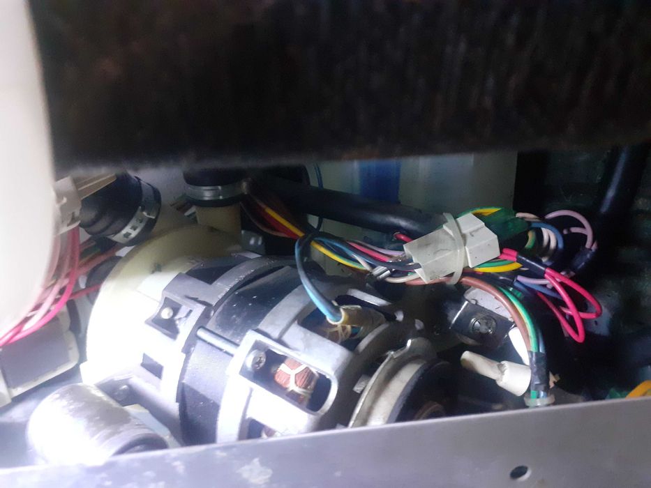 Посудомоечная машина рабочая