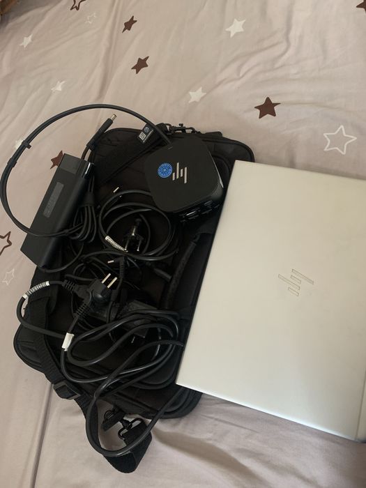 HP EliteBook 840 G5 + Docking Station HP – fără SSD