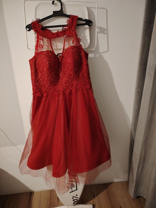 Рокля официална червена