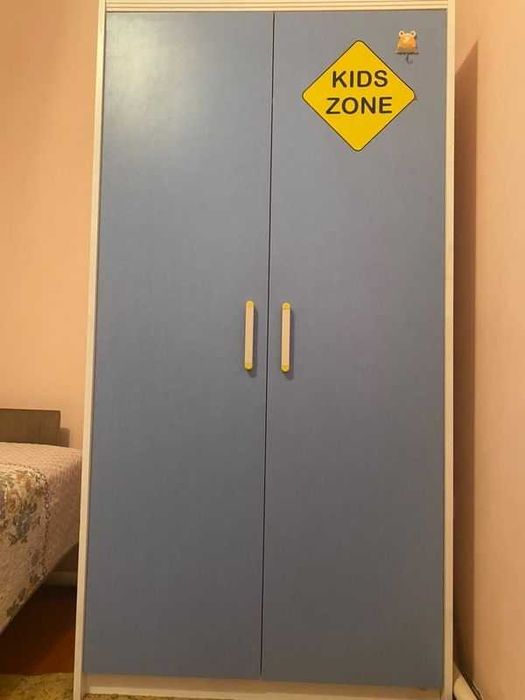 Продам спальный 2-ух ярусный гарнитур Турецкий