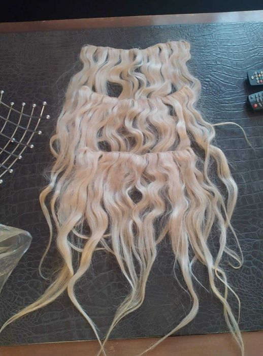 Индийска коса и изкуствени плитки