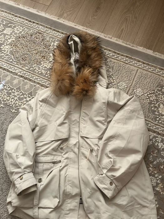 Красивая удобная парка