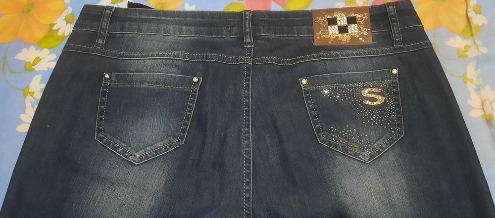 Женские   джинсы   .