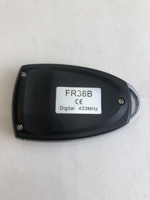 Пульт FOREESE для ворот и шлагбаумов