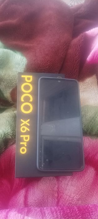 Янги телфон  512 г хотира каробка дакимент билан