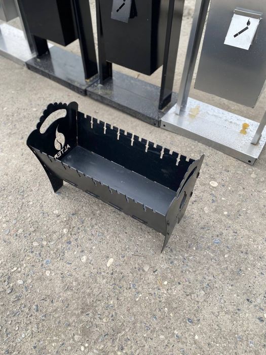 Urna obuvnitsa mangal kora