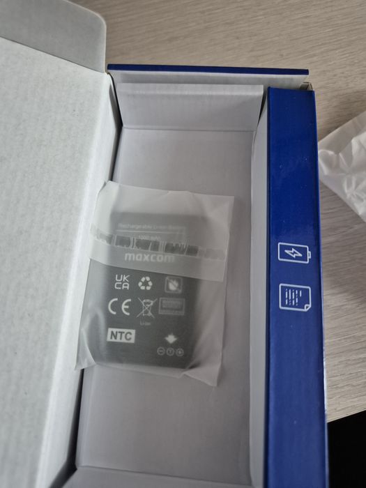 MaxCom Telefon mobil Classic MM248 Dual SIM