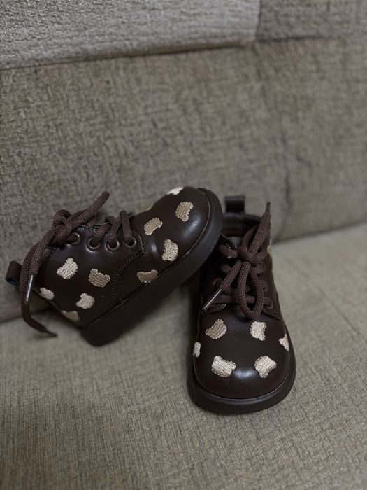 Детский комбенизон и обувь