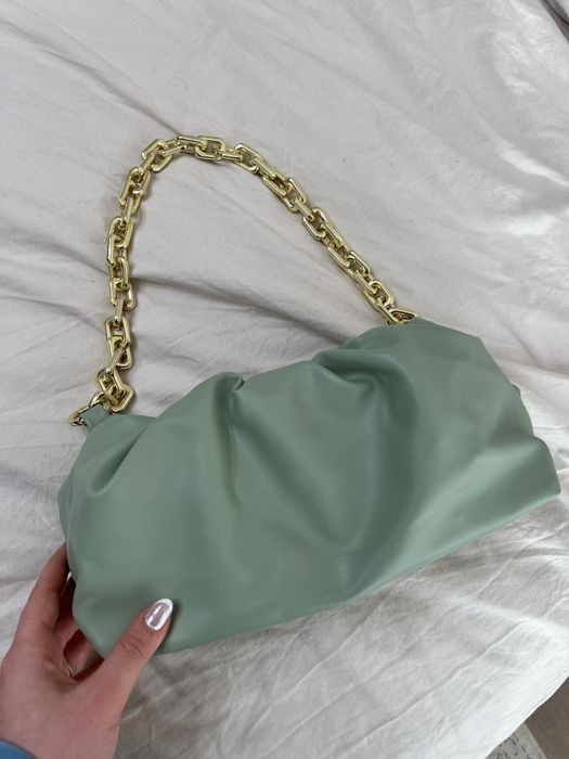 Чанта за рамо...