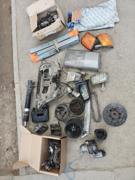 Запчасти на Мерседес 190 дизель