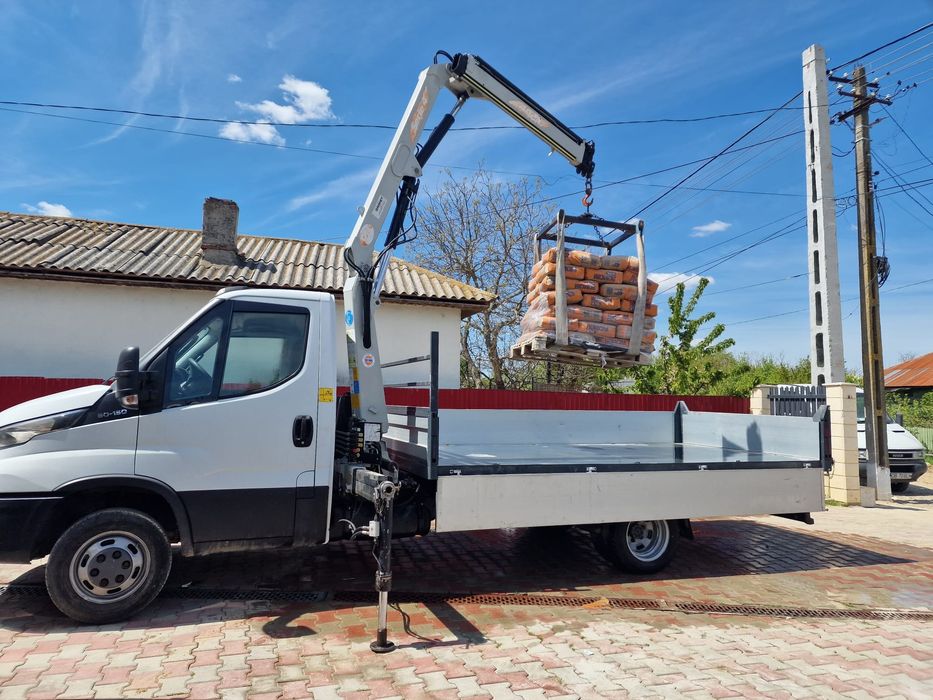 Iveco cu macara basculabil cat b
