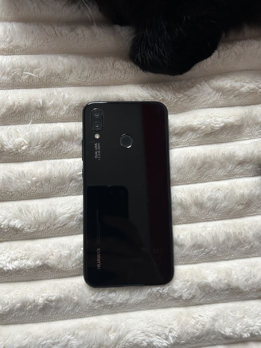 Vand doua telefone Samsung si huawei