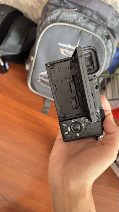 Sony6400 фотопарат 2батарей