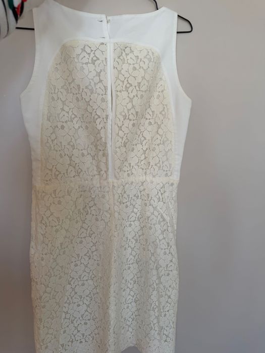 Рокля Dika, размер 36, отлично състояние, не е носена