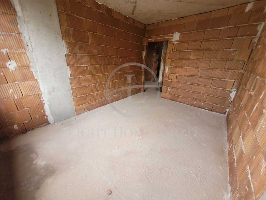 Продава се Двустаен апартамент в Пловдив, Тракия - 78 кв.м за 1092 €/кв.м - Снимка #8