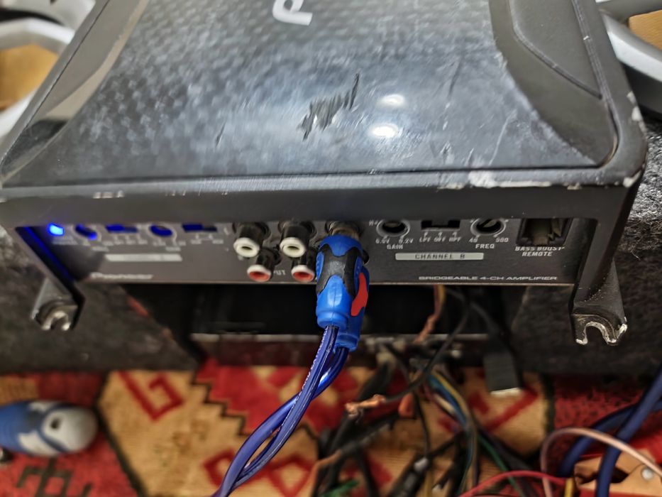 Усилитель Pioneer GM-D8604