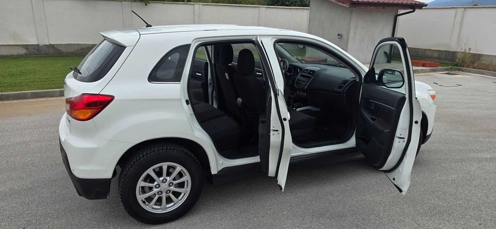 Mitsubishi ASX 1.8 diesel. 4X4 clear tech 150 к.с.