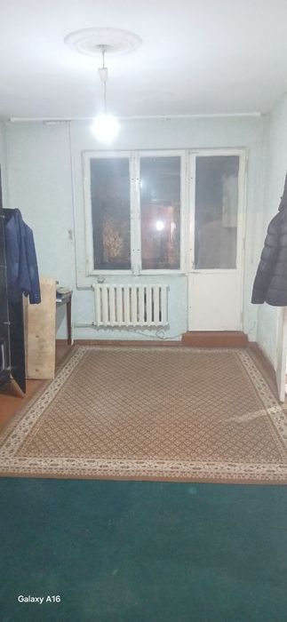 Сотилади Чилонзор 11 квартал 2 хонали