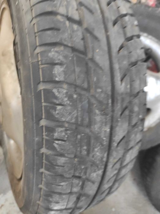 Гуми с джанти алуминиеви...