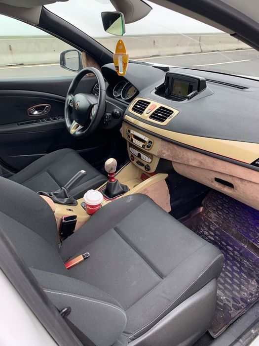 Renault Megane Cea mai ieftină de pe Autovit , olx, mecanic , impecabilă! 1965 € ,fix