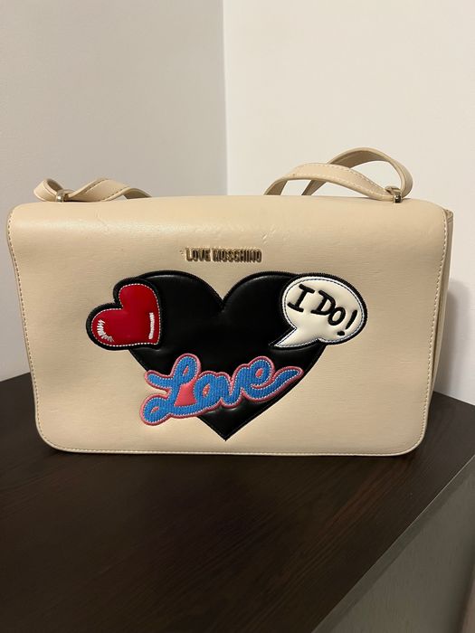 Дамски чанти Guess, Love Moschino