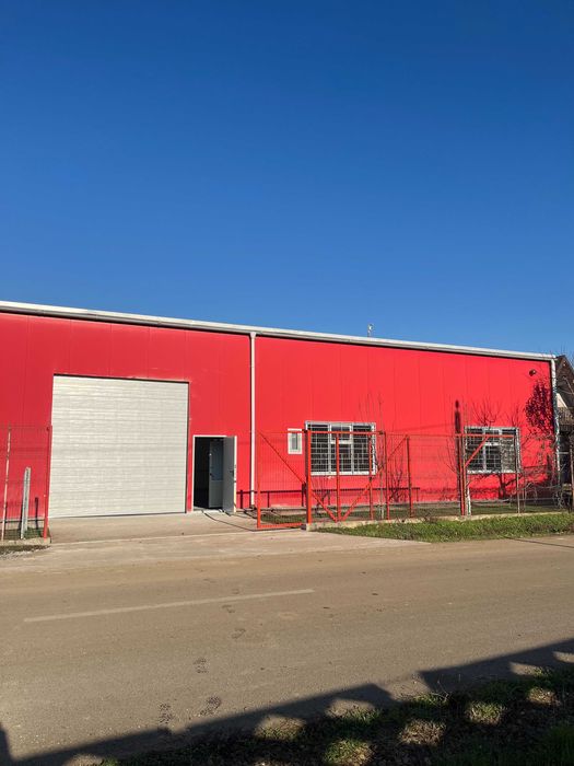 hala de inchiriat 2 spatii a 216 mp fiecare