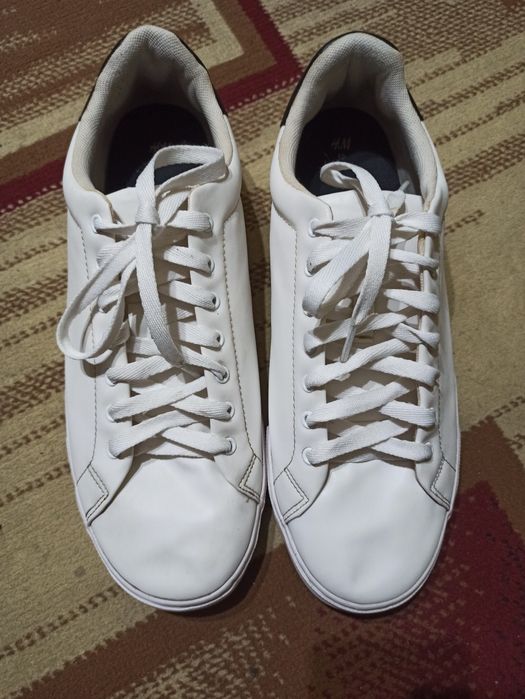 Мужские кроссовки  Kajila,.H&M и др