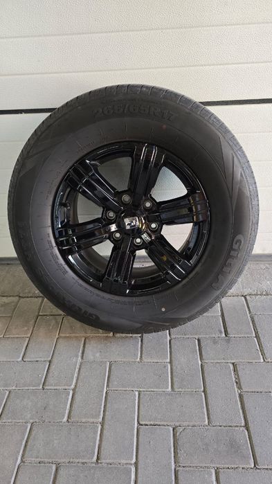 Продам Шины 265/65/17