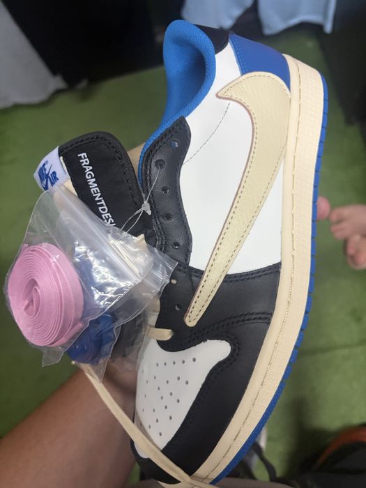 Air Jordan 1 Retro Low OG SP Fragment x Travis Scott