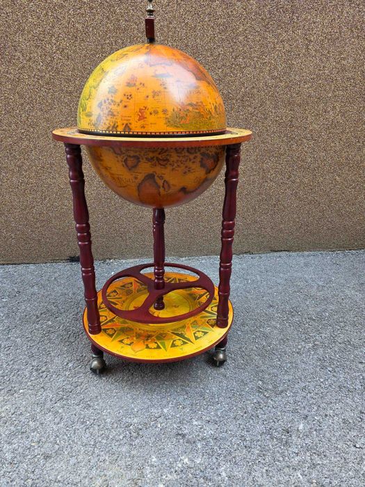 Шкаф в ретро стил