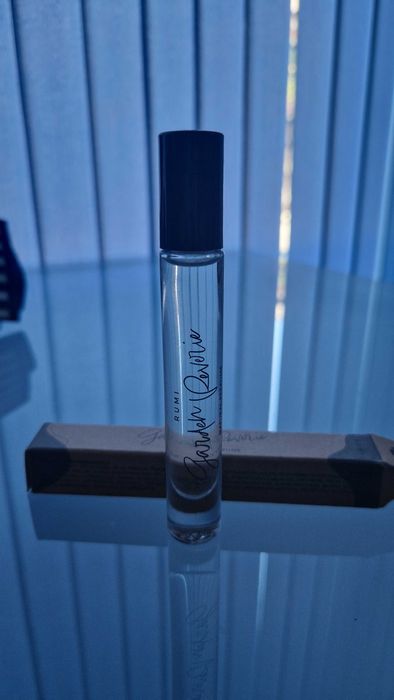 Натурален парфюм рол-он Rumi Cosmetics - Garden Reverie нов