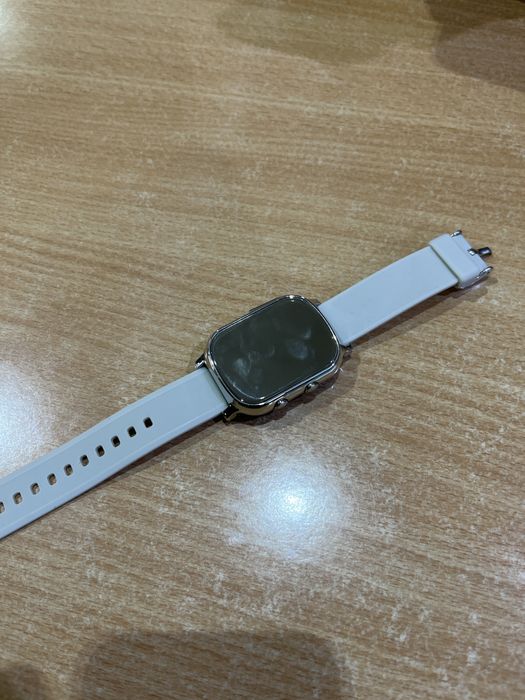 Цифровые часы GPS